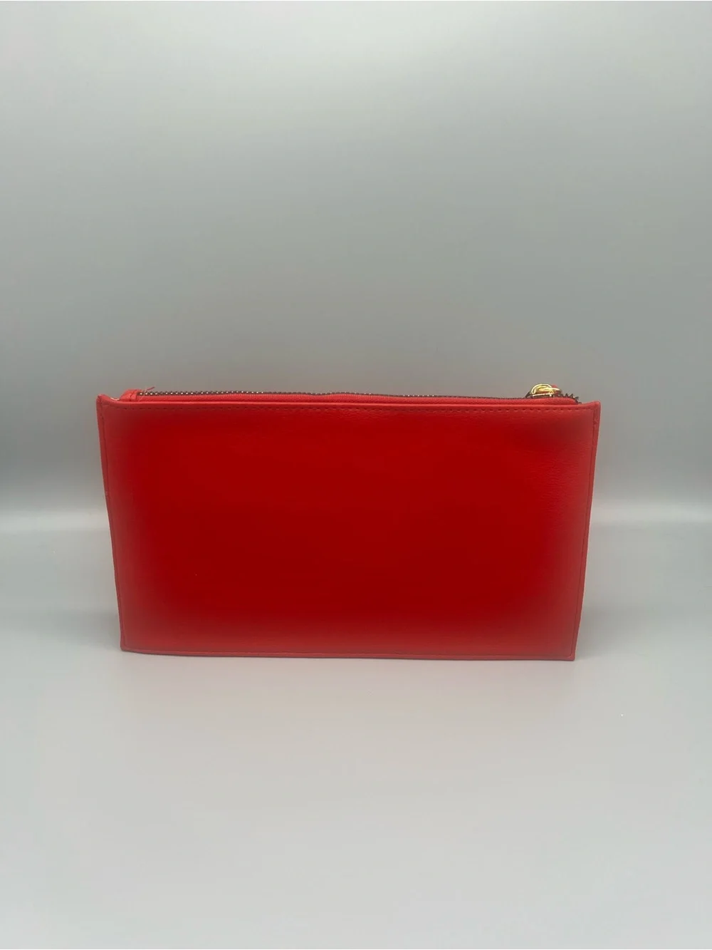 Juicy couture heart to heart wristlet